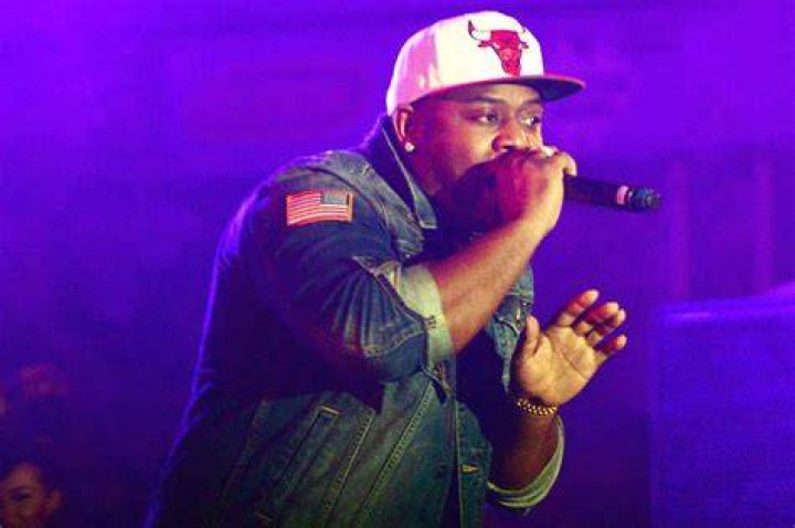 All You Should Know About Mack Maine: Renowned American Rapper