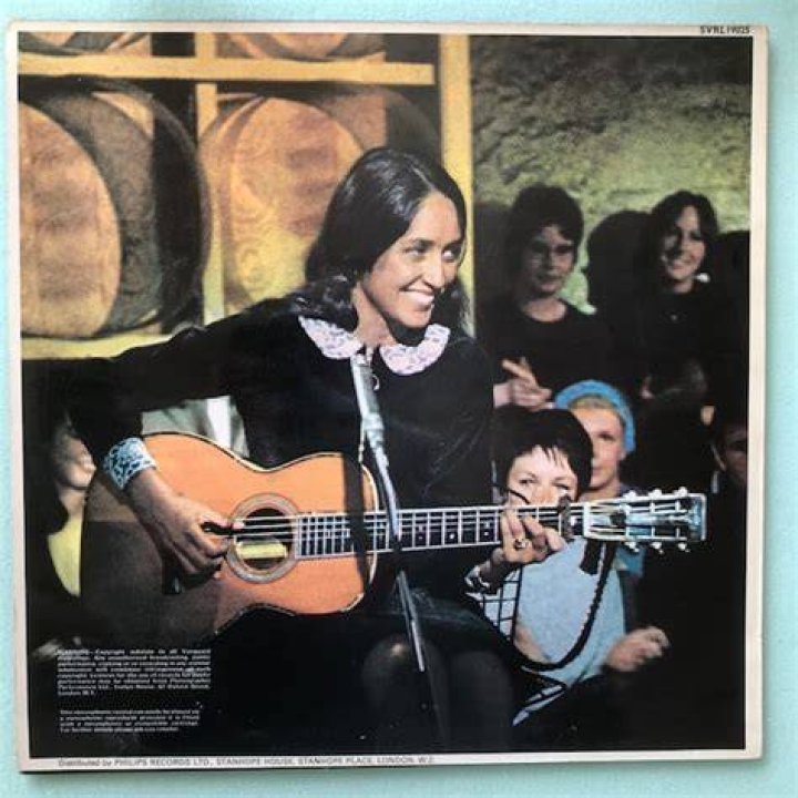 Joan Baez Bio, Age, Career, Net Worth, Awards, Family & More