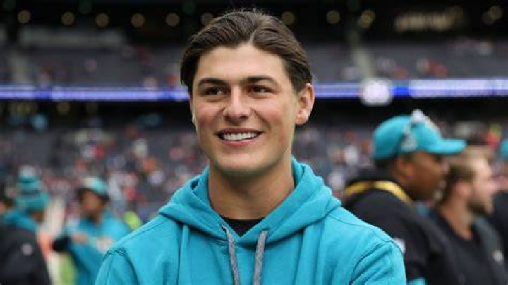 Louis Rees-Zammit Bio, Age, Height, Career, Net Worth, Family & More