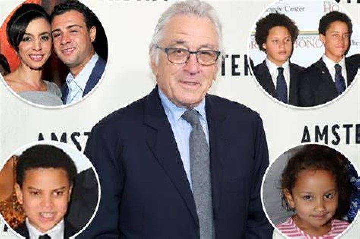 Robert De Niro Bio, Age, Career, Net Worth, Family