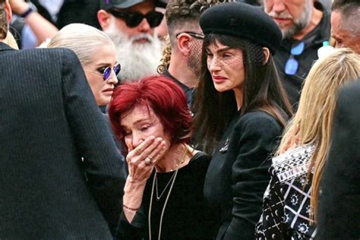 VIDEO: Man Proposes To His Girlfriend At Her Father’s Funeral Funeral